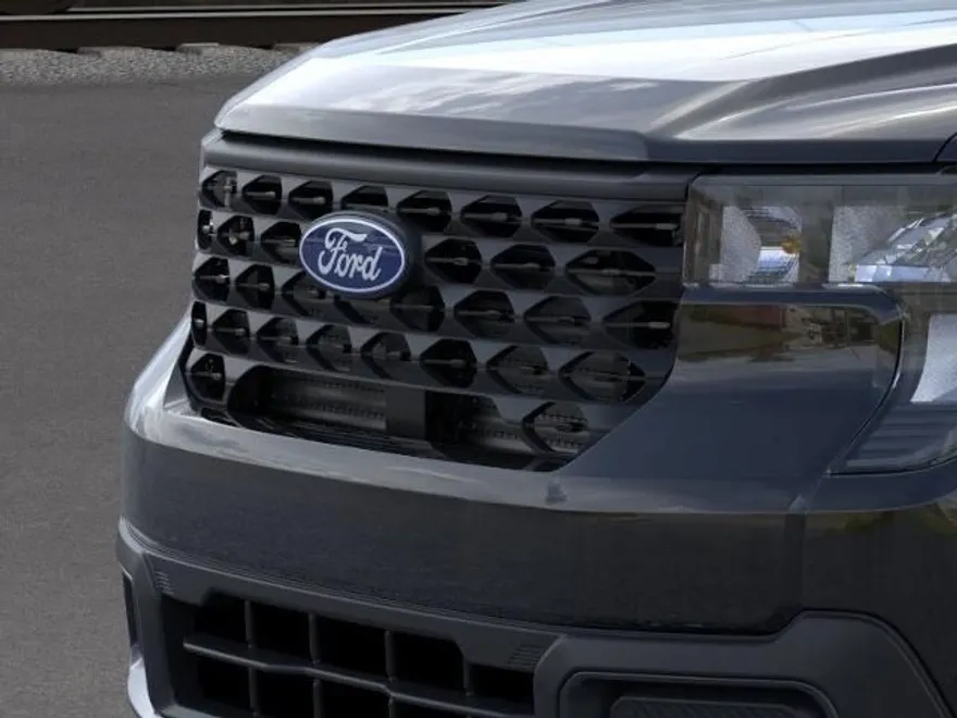 2025 Ford Maverick XLT photo 1