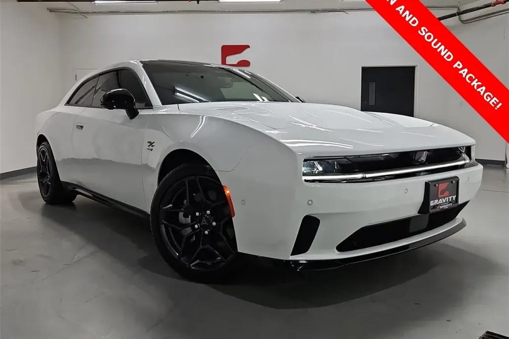 2024 Dodge Charger R/T photo 1