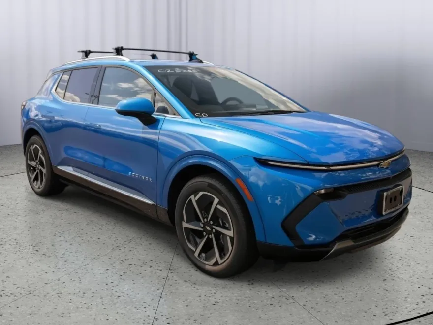 2025 Chevrolet Equinox EV 1LT photo 1