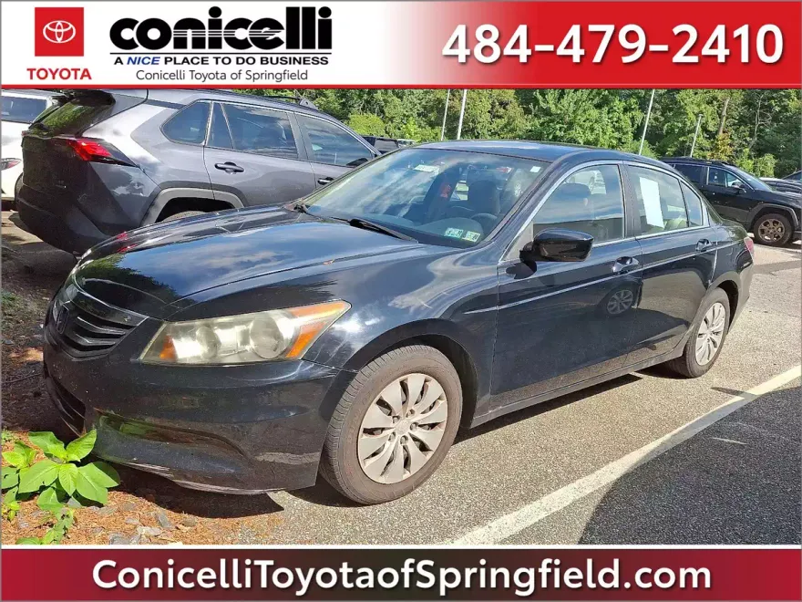 2011 Honda Accord LX photo 1
