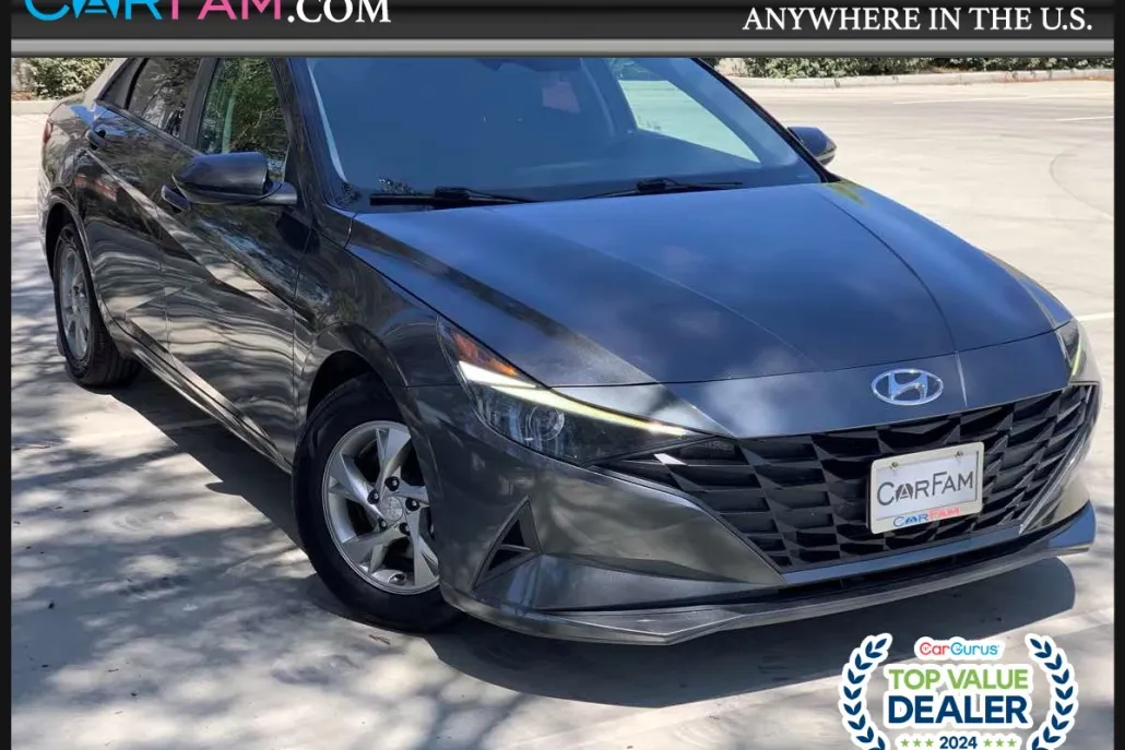 2021 Hyundai Elantra SE photo 1