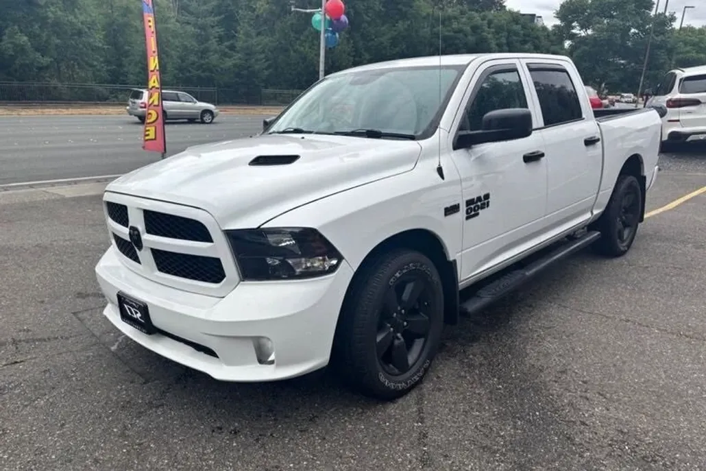 2019 Ram 1500 Classic Express photo 1