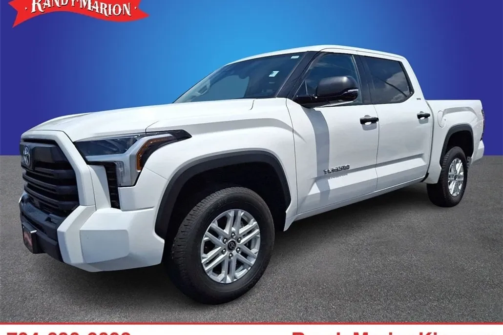 2023 Toyota Tundra SR5 photo 1