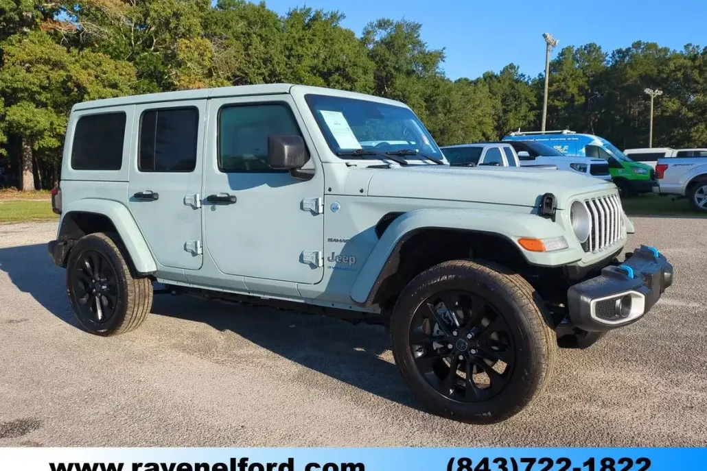 2024 Jeep Wrangler 4xe Sahara photo 1