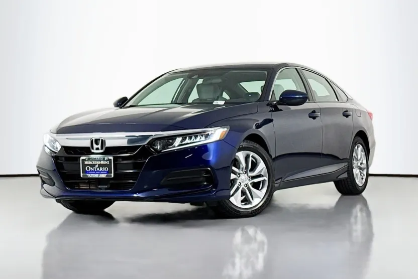 2018 Honda Accord LX 1.5T photo 1