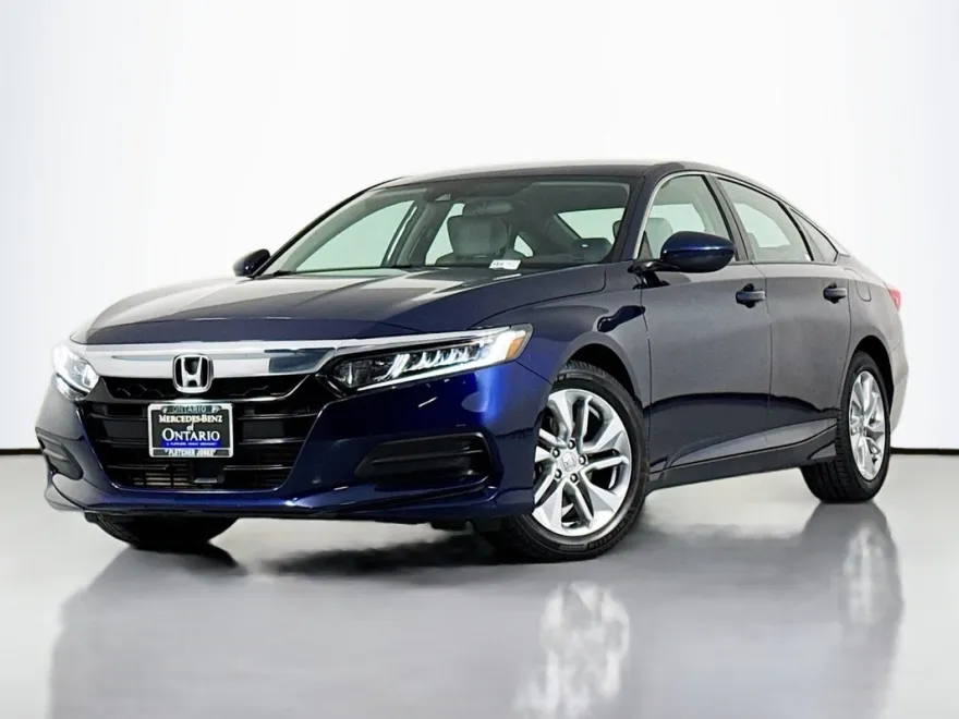2018 Honda Accord LX 1.5T photo 1