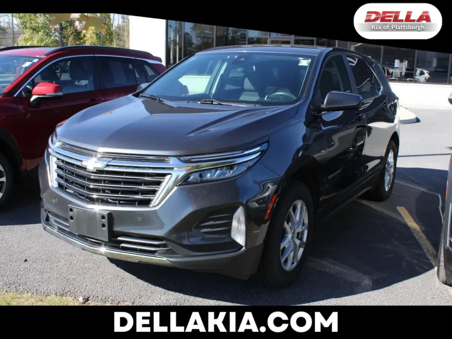 2022 Chevrolet Equinox LT photo 1