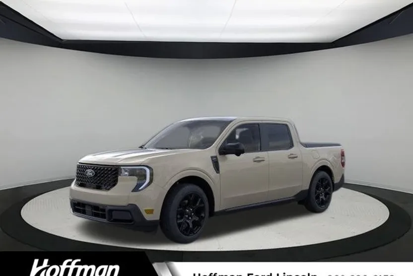 2025 Ford Maverick Lariat photo 1