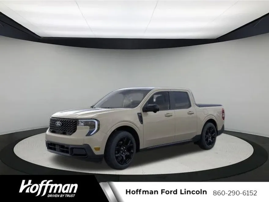 2025 Ford Maverick Lariat photo 1