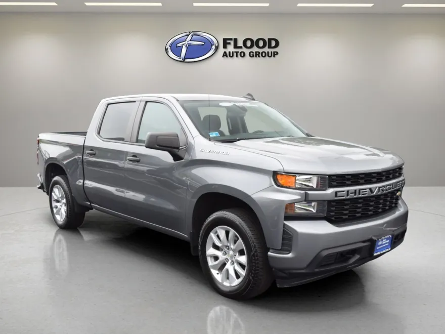 2022 Chevrolet Silverado 1500 Custom photo 1
