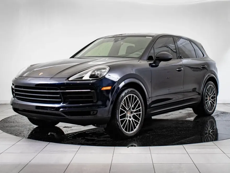 2023 Porsche Cayenne Platinum Edition photo 1