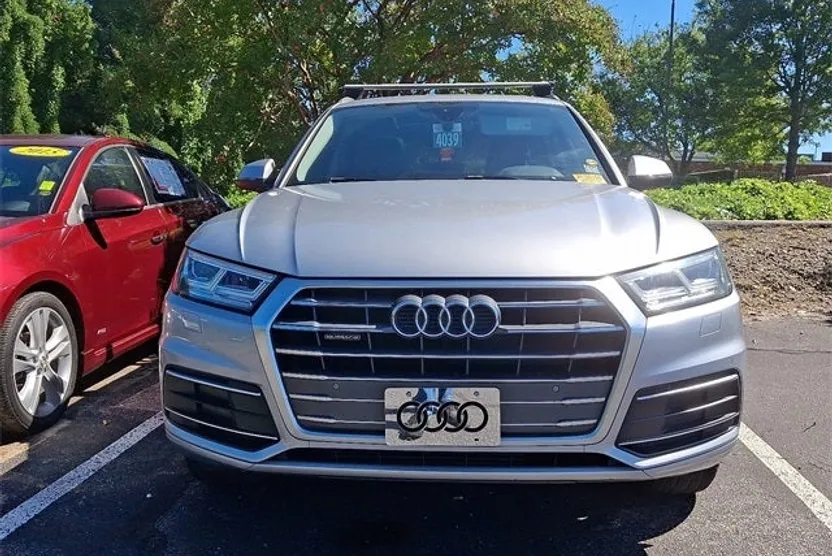 2018 Audi Q5 2.0T Premium Plus photo 1