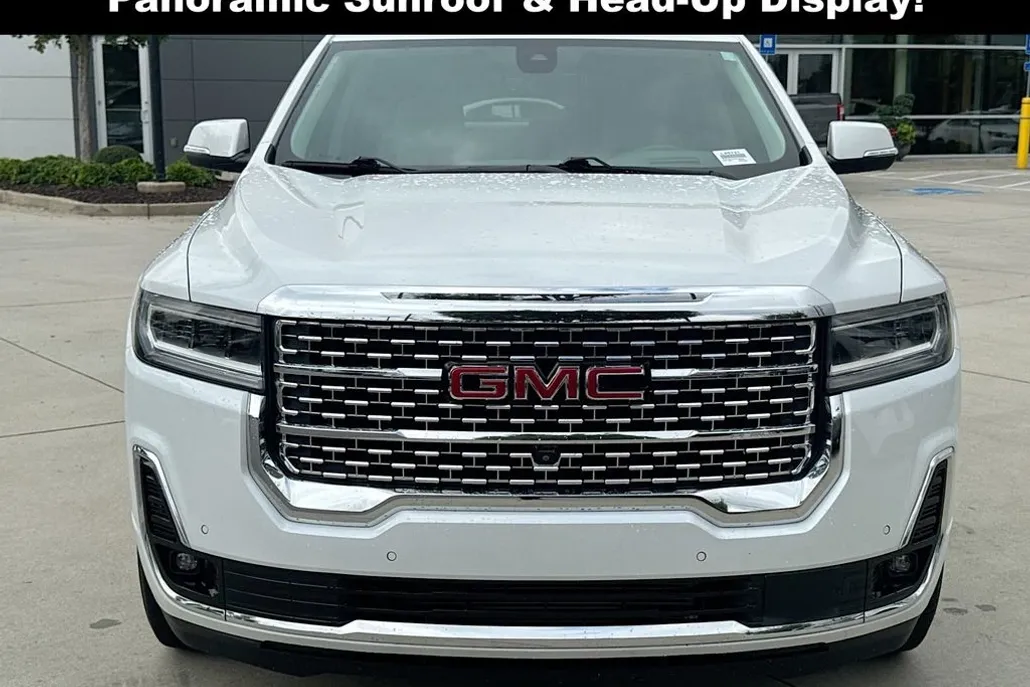 2023 Gmc Acadia Denali photo 1