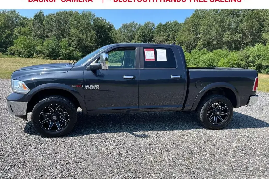 2018 Ram 1500 Laramie photo 1