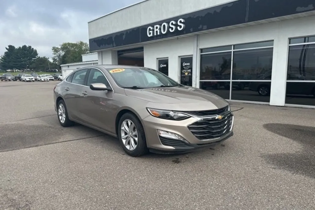 2023 Chevrolet Malibu 1LT photo 1