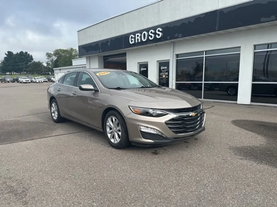 2023 Chevrolet Malibu 1LT photo 1