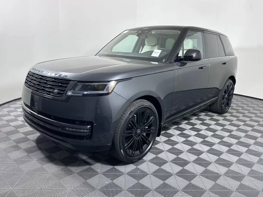 2025 Land Rover Range Rover SE photo 1