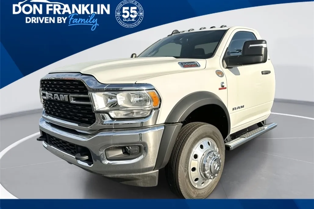 2024 Ram 5500 SLT photo 1