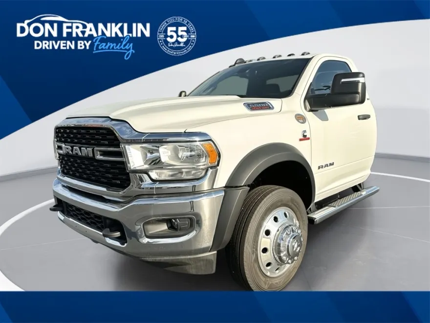 2024 Ram 5500 SLT photo 1