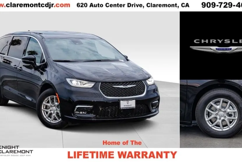 2026 Chrysler Pacifica photo 1
