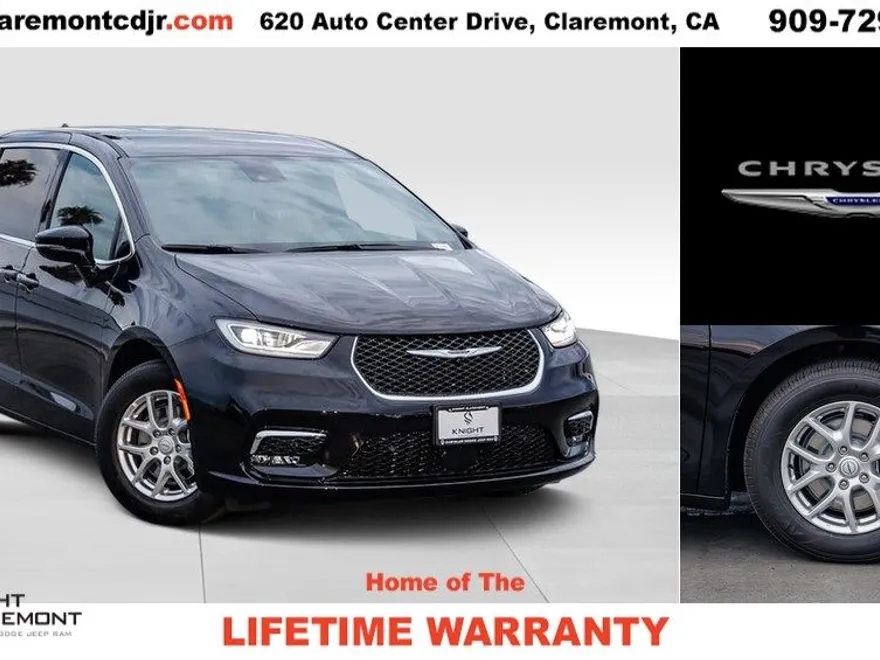 2026 Chrysler Pacifica photo 1