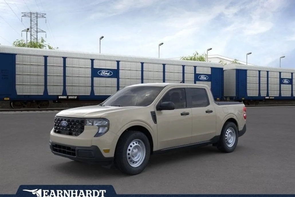 2025 Ford Maverick XL photo 1