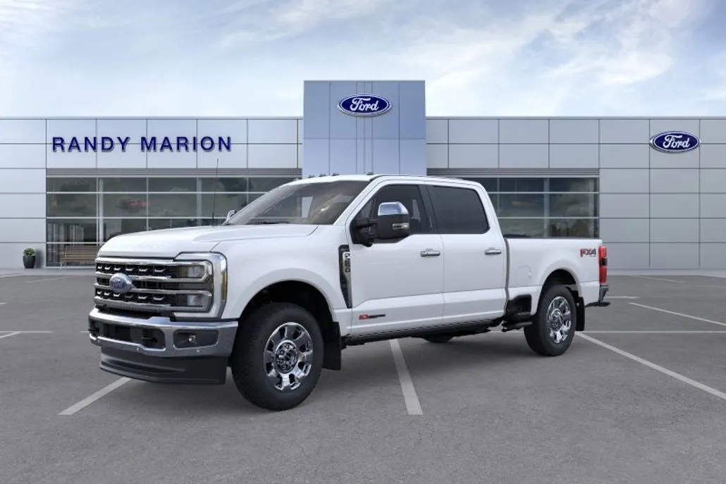 2025 Ford F-250 Lariat photo 1