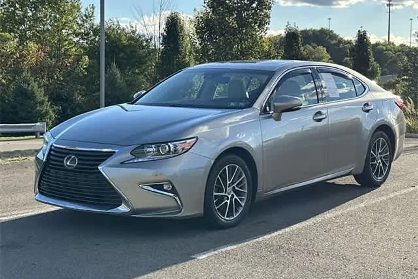 2017 Lexus ES 350 photo 1