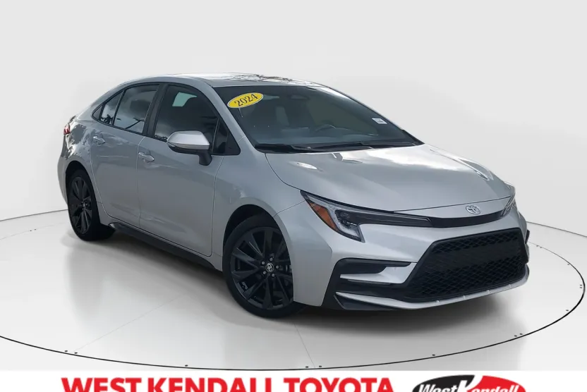 2024 Toyota Corolla SE photo 1
