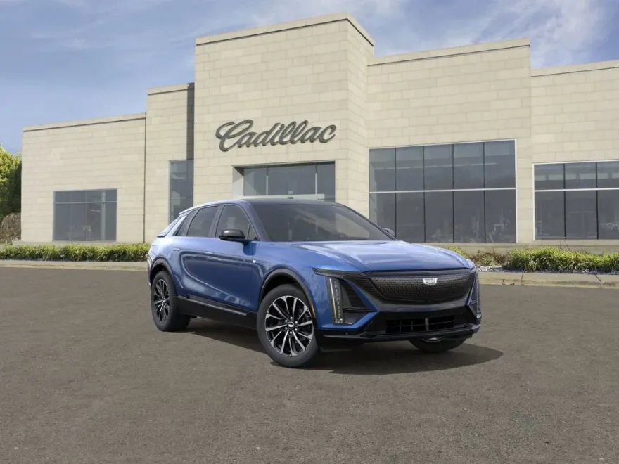 2025 Cadillac Lyriq Sport photo 1