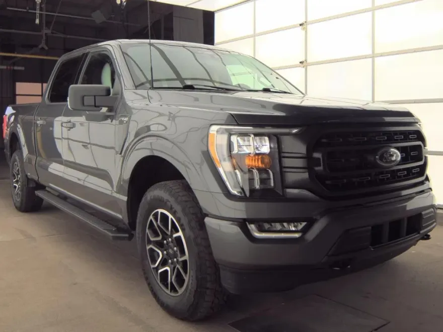 2022 Ford F-150 XLT photo 1
