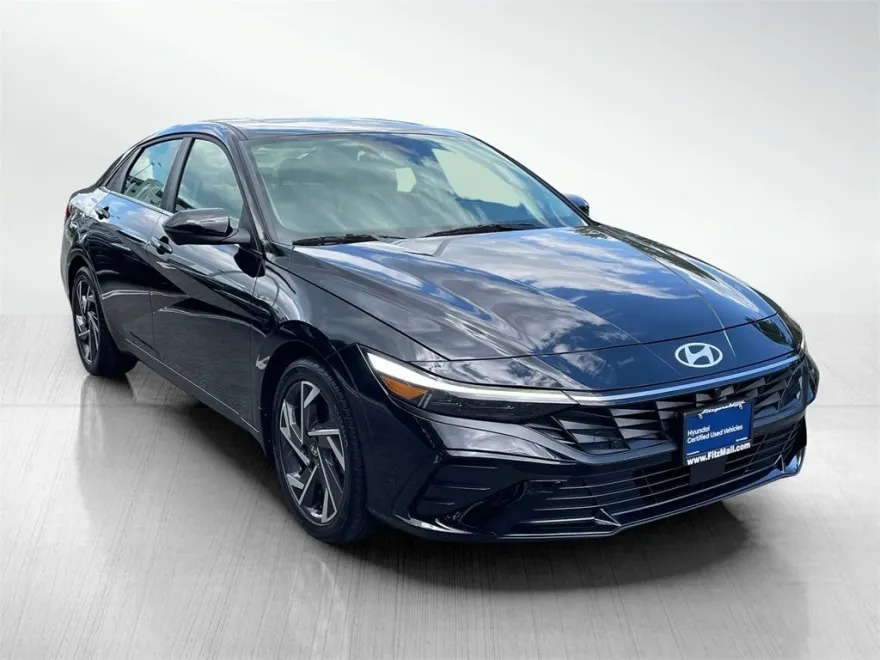 2024 Hyundai Elantra Limited photo 1