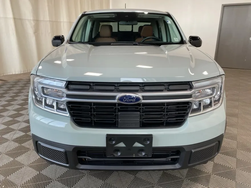 2024 Ford Maverick Lariat photo 1