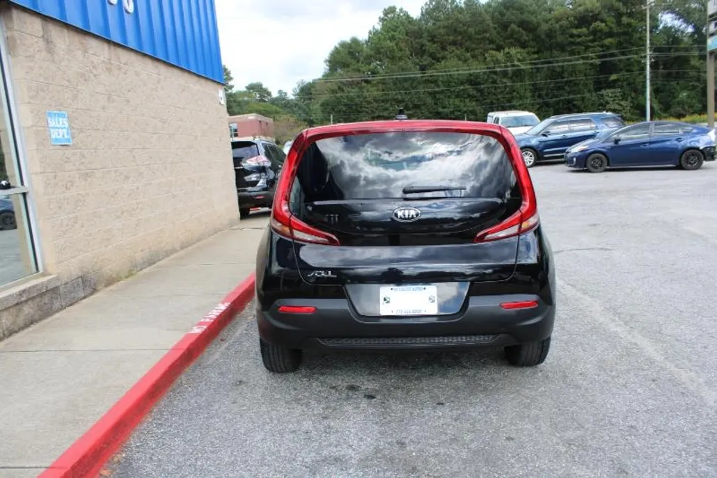 2021 Kia Soul LX photo 1