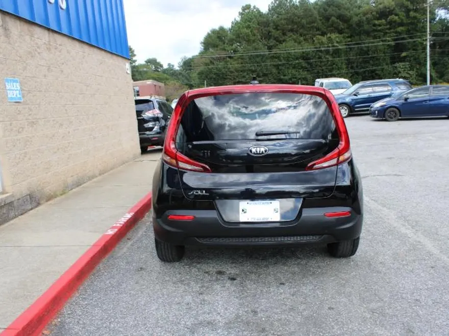 2021 Kia Soul LX photo 1