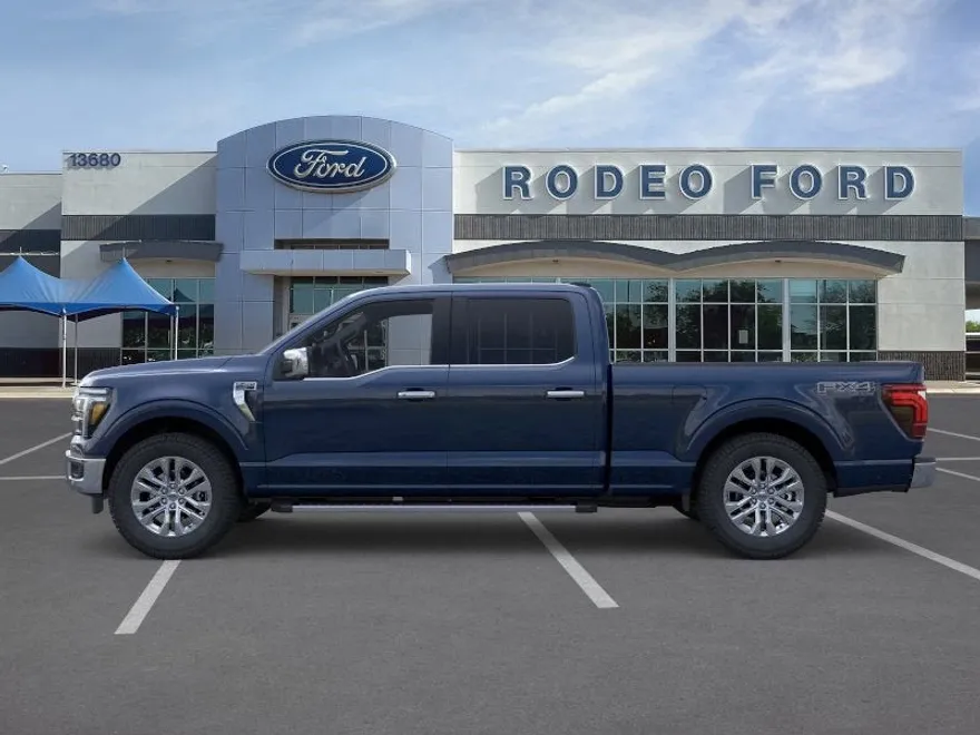 2025 Ford F-150 Lariat photo 1