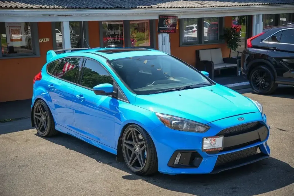 2017 Ford Focus RS photo 1