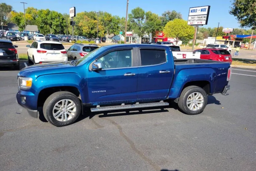 2019 Gmc Canyon SLT photo 1