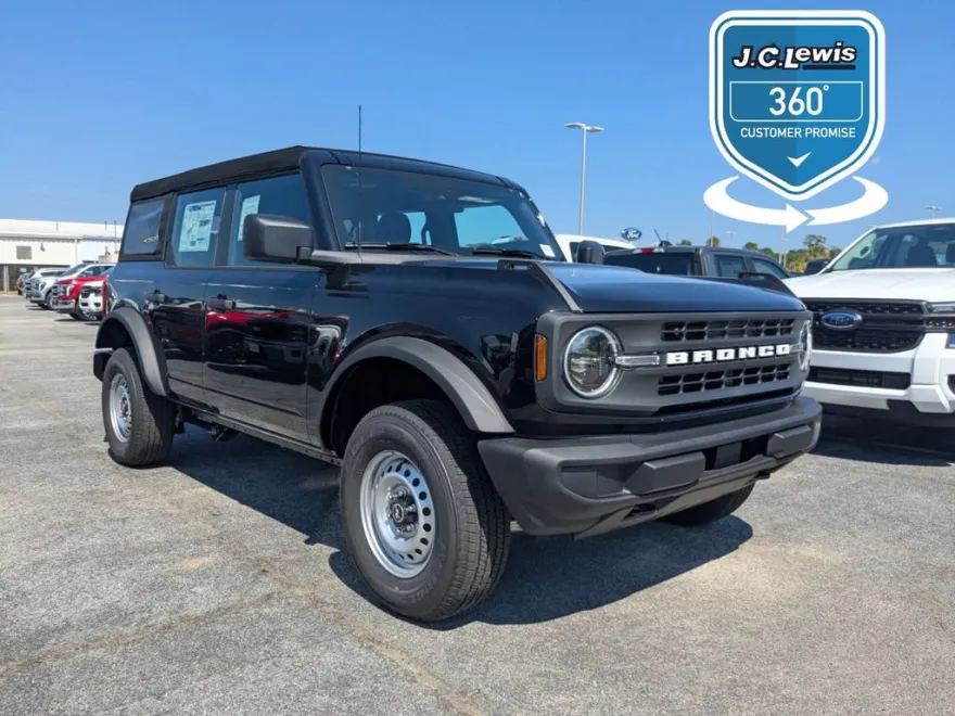 2025 Ford Bronco Base photo 1