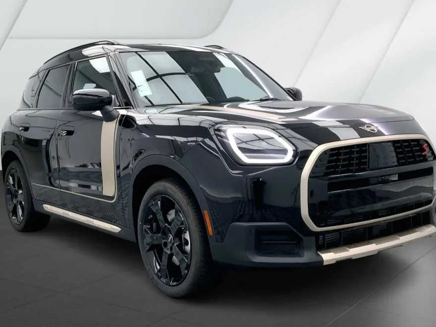 2025 Mini Countryman S ALL4 photo 1