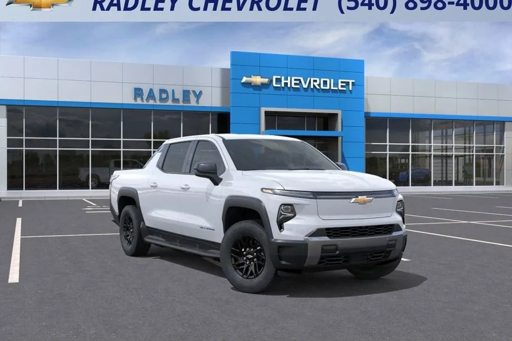 2026 Chevrolet Silverado EV LT photo 1