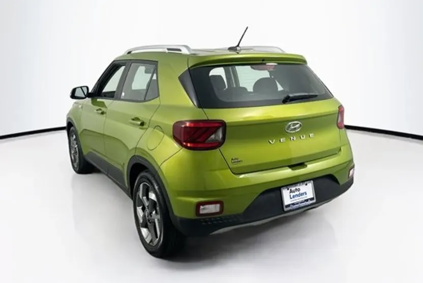 2023 Hyundai Venue SEL Limited photo 1