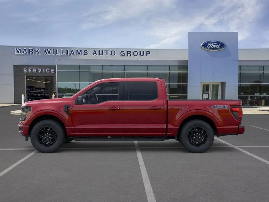 2025 Ford F-150 XLT photo 1