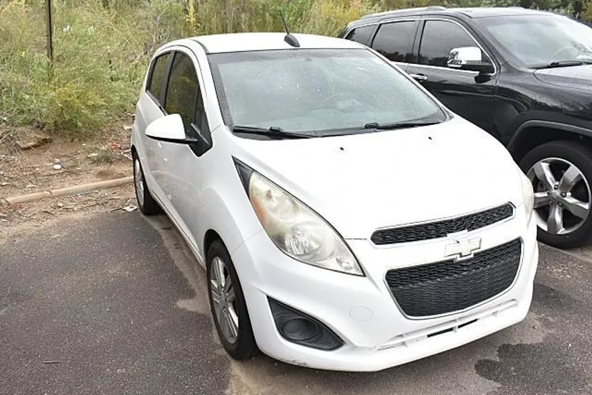 2015 Chevrolet Spark LS photo 1