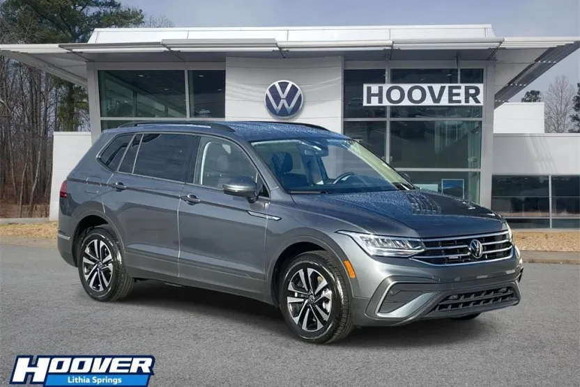 2024 Volkswagen Tiguan S photo 1