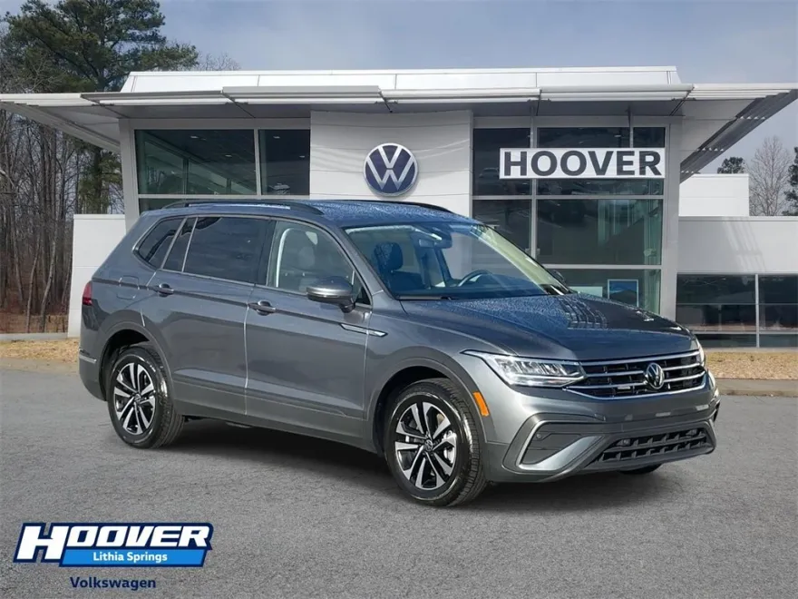 2024 Volkswagen Tiguan S photo 1