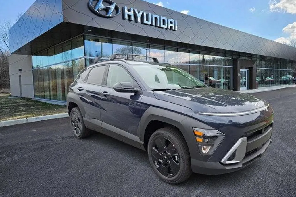 2026 Hyundai Kona SEL photo 1