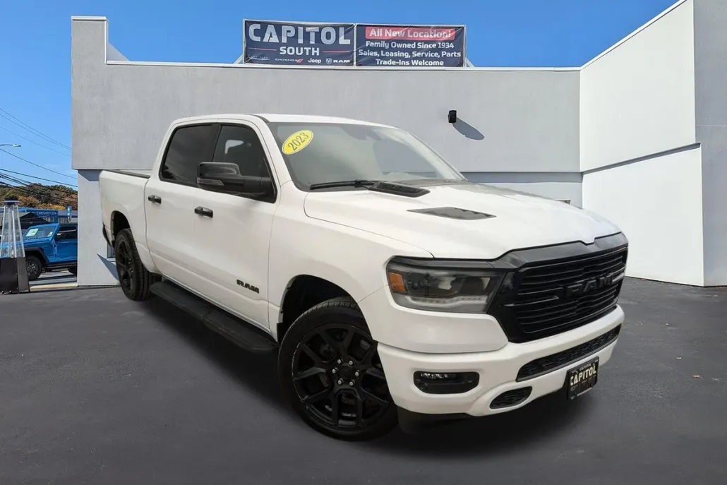 2023 Ram 1500 Laramie photo 1