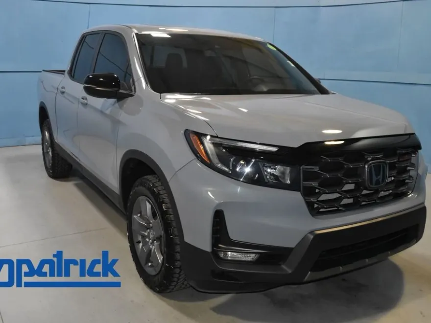 2024 Honda Ridgeline TrailSport photo 1