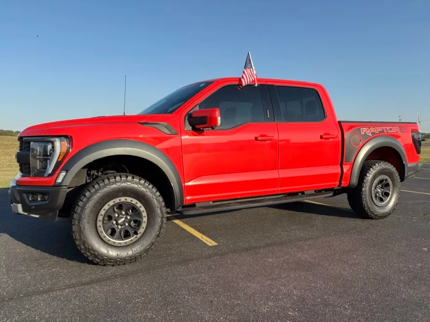 2023 Ford F-150 Raptor photo 1